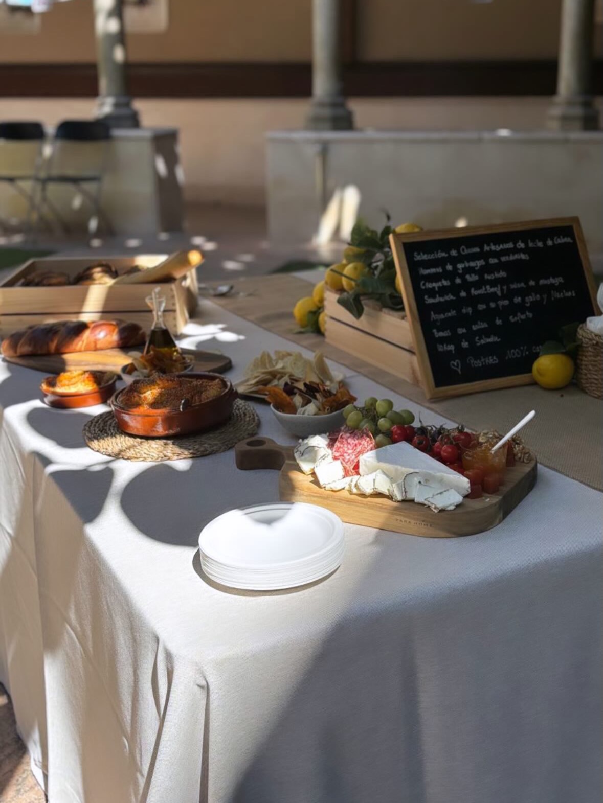 MO en la Cocina — mesa de evento